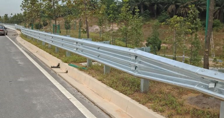 How Highway Guardrails are Installed: The Process Explained - VG Steel ...